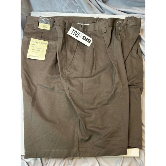 St. John's Bay Other - St. John's Bay Mens 44 Easy Care Shorts Brownstone Pleated Comfort Fit 9 Inseam